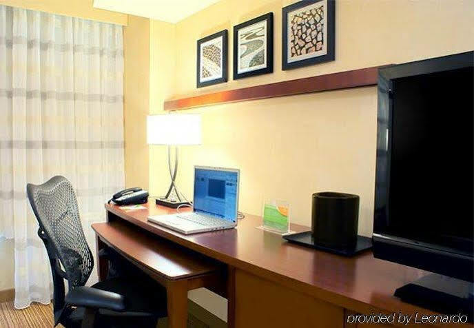 Courtyard By Marriott Silver Spring Downtown Zewnętrze zdjęcie